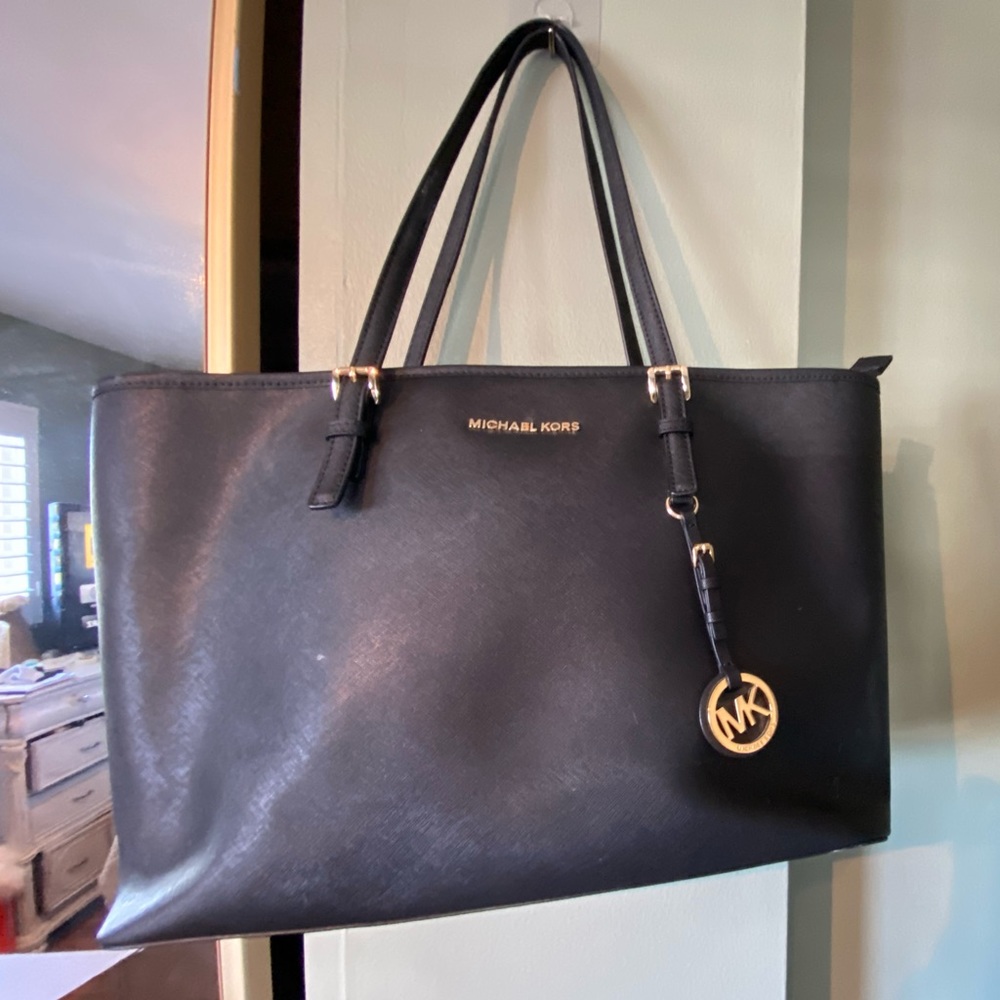 Michael Kors bag and matching wallet